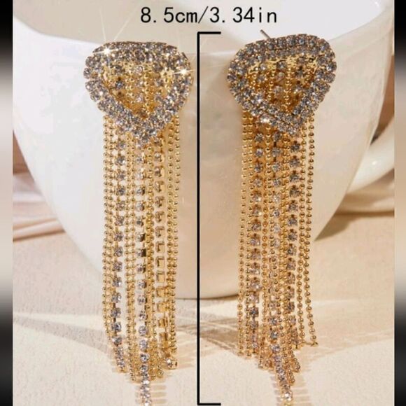 Luxury Rhinestone Gold Crystal Heart Tassel Earrings - Picture 4 of 4